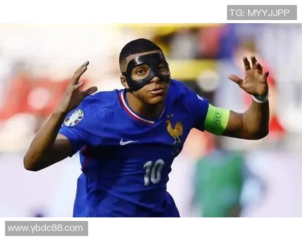 足球场上最难看球技的球星是谁 盘点那些让人捧心捏汗的球员表现